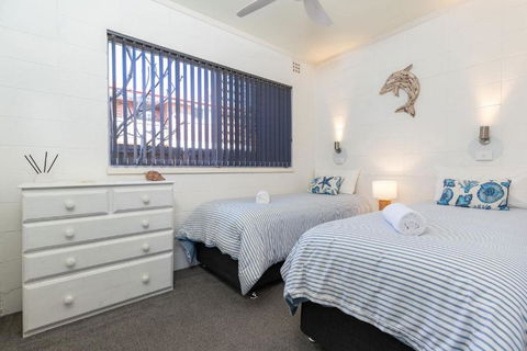 Forster Holiday Lodge 4 - ACT Tourism 3