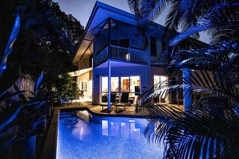 Four Mile Beach Retreat Port Douglas - ACT Tourism 0