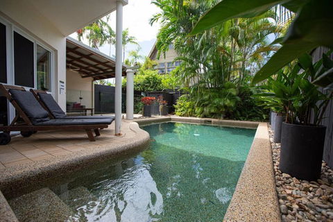 Four Mile Beach Retreat Port Douglas - ACT Tourism 1