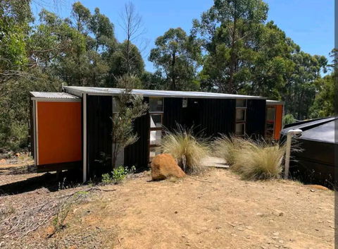 Francis Lane Tiny Studio - ACT Tourism 0