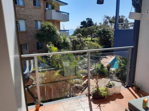 Flynns Beach Paradise - Ocean Terrace - ACT Tourism 4