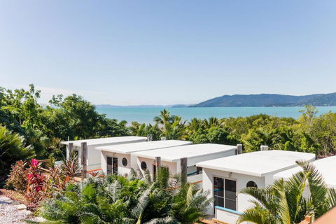 Freedom Shores Resort Airlie Beach - ACT Tourism 3