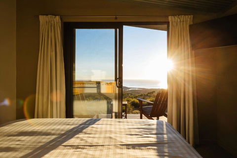 Freycinet Resort - ACT Tourism 0