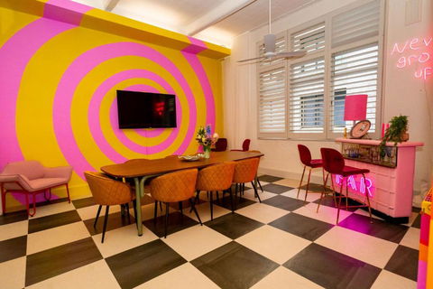 Fun And Cheeky 70s Styled City Apartment - ACT Tourism 0