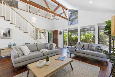 Fun In Ferris Everything You Need Pet Friendly 2 Bedroom House With Pool - Sleeps 6 - ACT Tourism 0