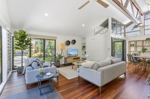 Fun In Ferris Everything You Need Pet Friendly 2 Bedroom House With Pool - Sleeps 6 - ACT Tourism 1