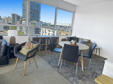 G901S - Bright Zetland Escape With City Views - ACT Tourism 2