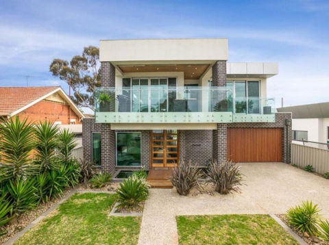 Geelong Luxury Beach K Villa - ACT Tourism 0