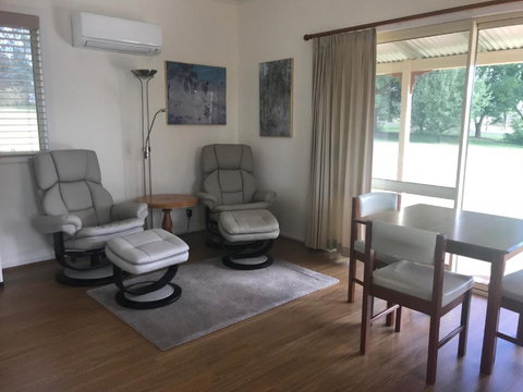 Glen Waverly Farmstay - ACT Tourism 2