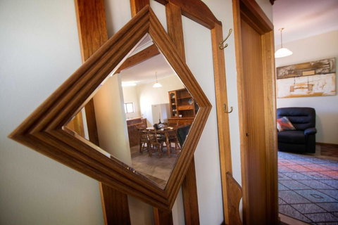 Glenlee Cottage - ACT Tourism 3