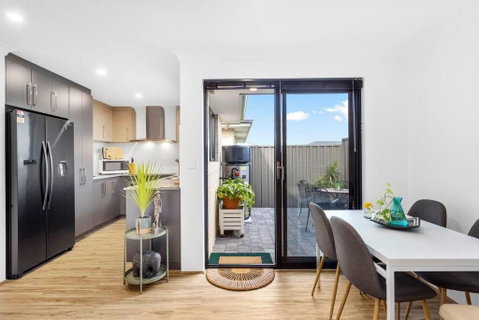 Guildford Family Hideaway - ACT Tourism 1