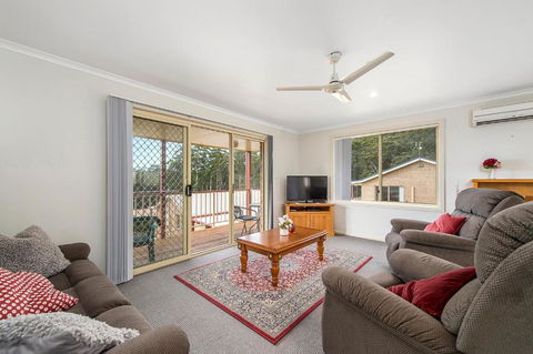 H1211 Mission Terrace Lakewood Heights Estate - ACT Tourism 0