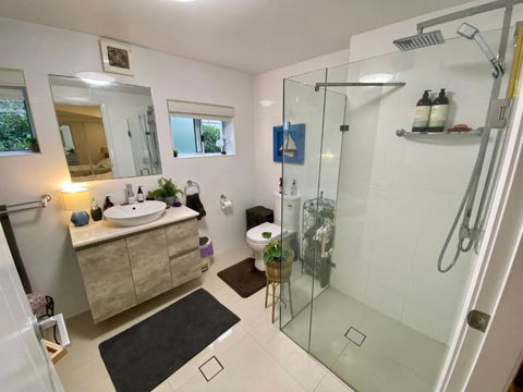 H2O Holiday Apartment Unit 14 - ACT Tourism 1
