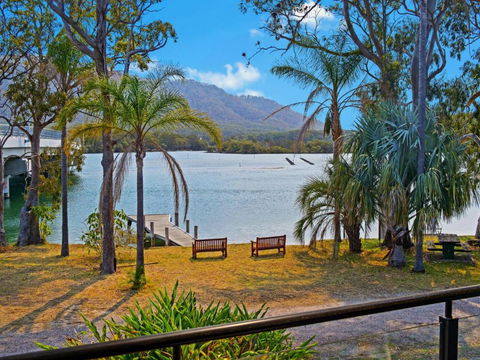 H2O Holiday Apartments Unit 13 - ACT Tourism 0