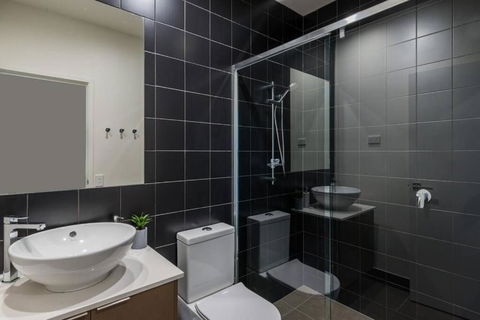H6B - Round About Bulimba - ACT Tourism 4