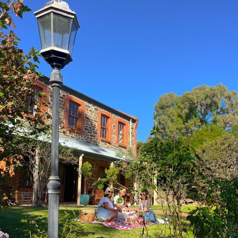 Hahndorf Luxury Retreat 5 Bedrooms For 12 Guests - ACT Tourism 2