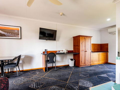 Hotel Renmark - ACT Tourism 2