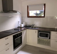 Airlie Getaway Unit 3 - ACT Tourism