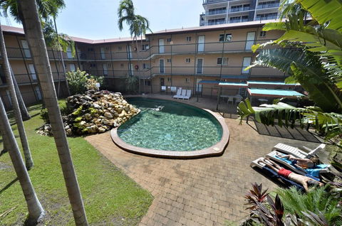 Alatai Holiday Apartments - ACT Tourism 1