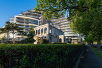 Albert Park City View Stylish 1 Bedroom Apartment