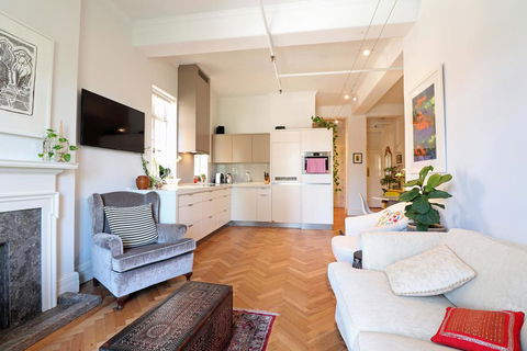 Alcaston House - Parliament House 300m, WiFi, Netflix - ACT Tourism 1