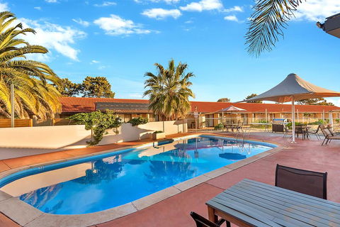Alexander Motel Whyalla - ACT Tourism 1