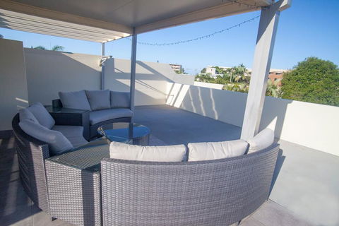 Alexandra Headland Luxury Townhouse - ACT Tourism 2