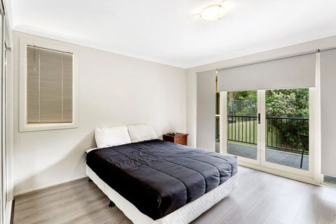Alida Place, 1 Lagoons Estate - ACT Tourism 1