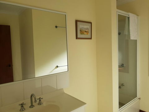Alkira Inverloch Heights - ACT Tourism 2