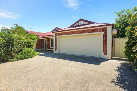 All Seasons Port Elliot Holiday House - ACT Tourism 1