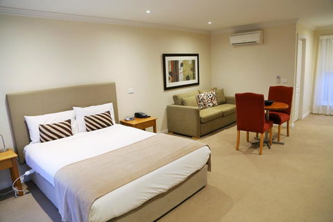Allansford Hotel Motel - ACT Tourism 0