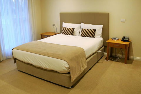 Allansford Hotel Motel - ACT Tourism 3