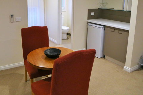 Allansford Hotel Motel - ACT Tourism 2