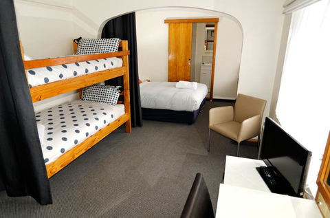 Alpenhorn Lodge - ACT Tourism 2