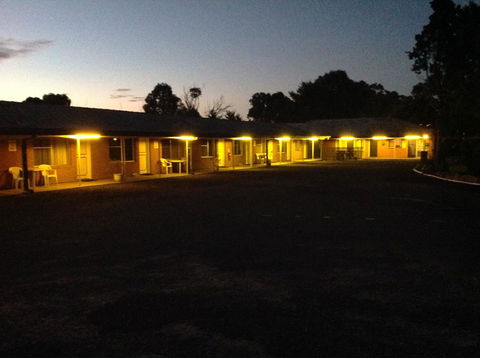 Altona Motel - ACT Tourism 0