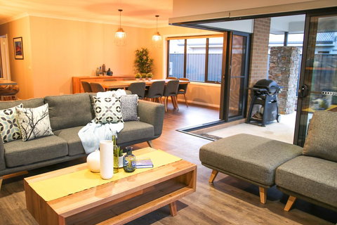 Amaroo - ACT Tourism 2