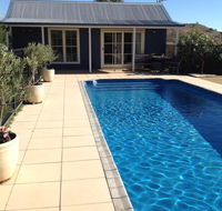 Amazing Views Pet Friendly Bed and Breakfast - ACT Tourism