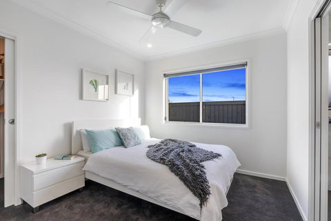 Amber House - ACT Tourism 0