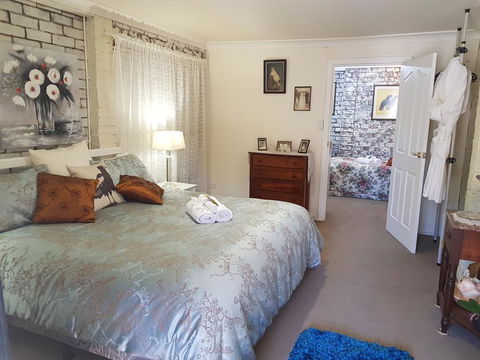 Amore Casa Tenterfield - ACT Tourism 0