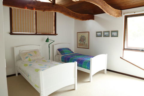 Anagama House & Studio - ACT Tourism 2