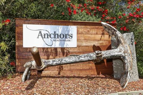 Anchors Beach House - ACT Tourism 2