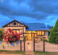 Andavine House - Bed  Breakfast - ACT Tourism