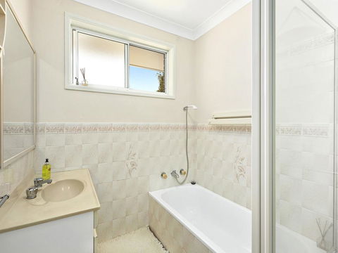 Angelena Villa - Toormina - ACT Tourism 2