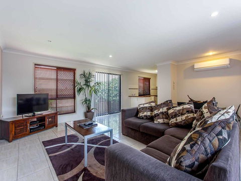 Annand Mews Apartments - ACT Tourism 1