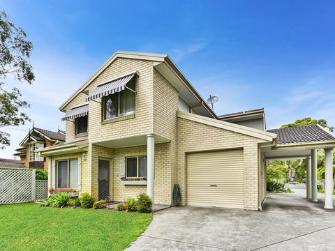 Anne's Beach Getaway - ACT Tourism 3