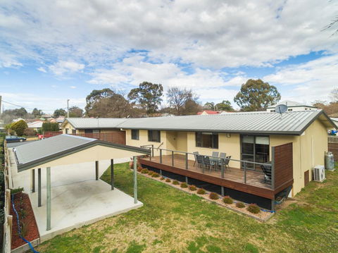 Apartments On Allingham - ACT Tourism 0