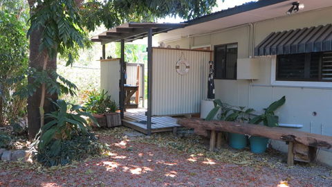 Apjohn House - ACT Tourism 1