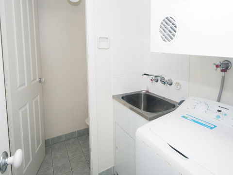 Aquarius Apartment 3 - ACT Tourism 1