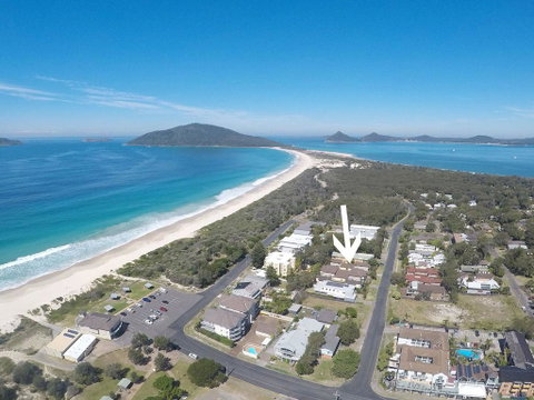 Aquarius Townhouse - ACT Tourism 0