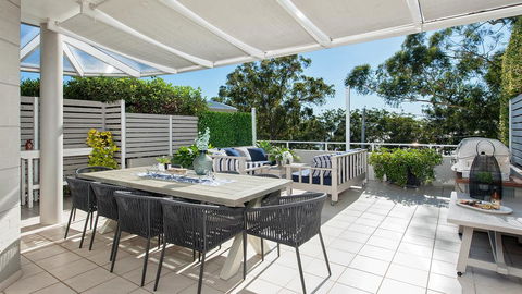 Arabella - Stylish Seaside Sanctuary With Views - ACT Tourism 0